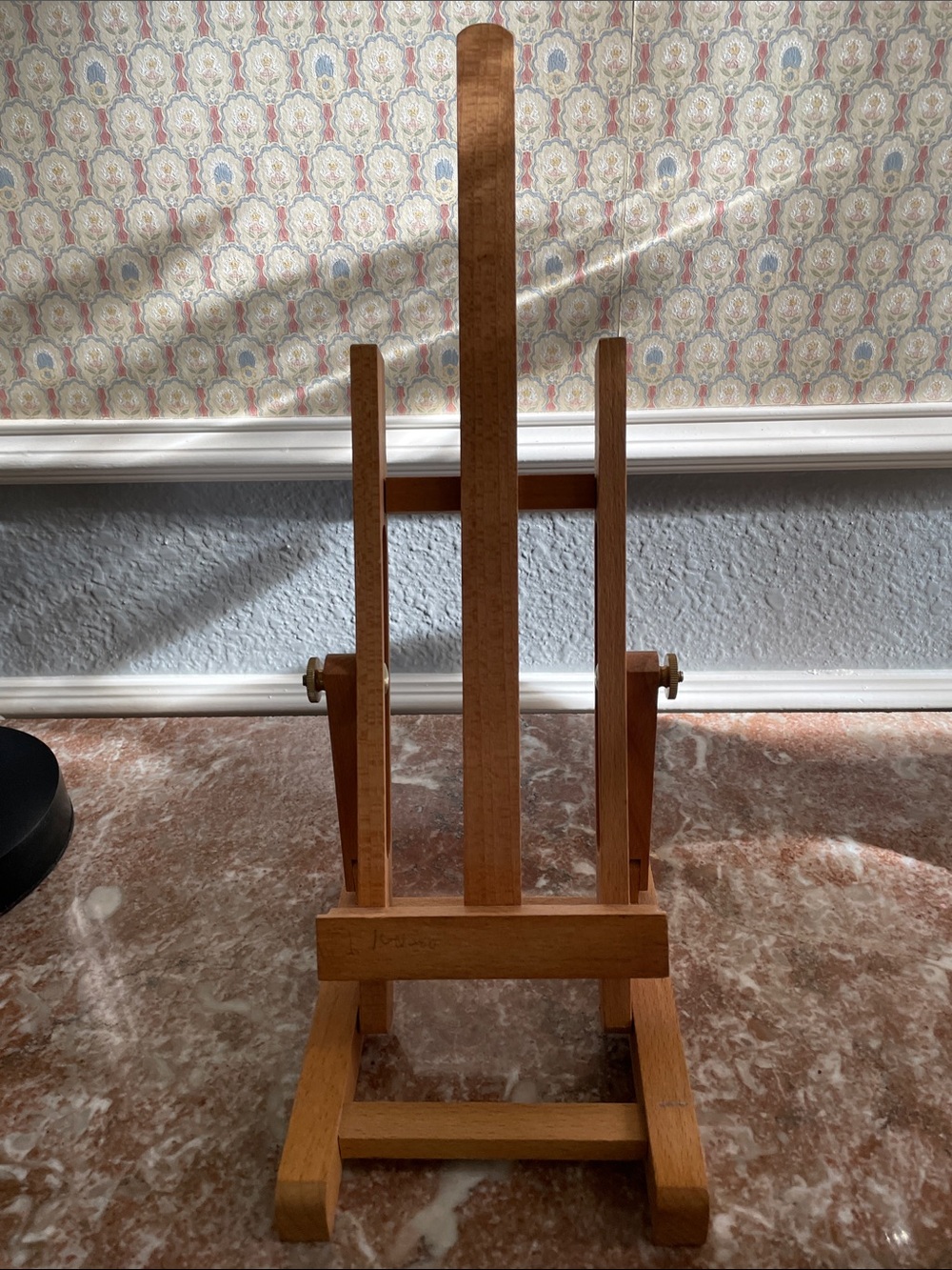 Wooden Display Easel in Light Brown